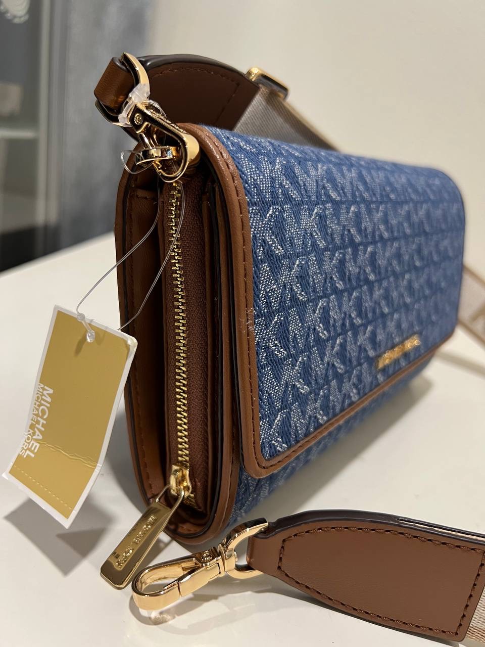 Michael Kors Jet Set Item Large ZA Wallet Crossbody in Denim Multi –  Exclusively USA