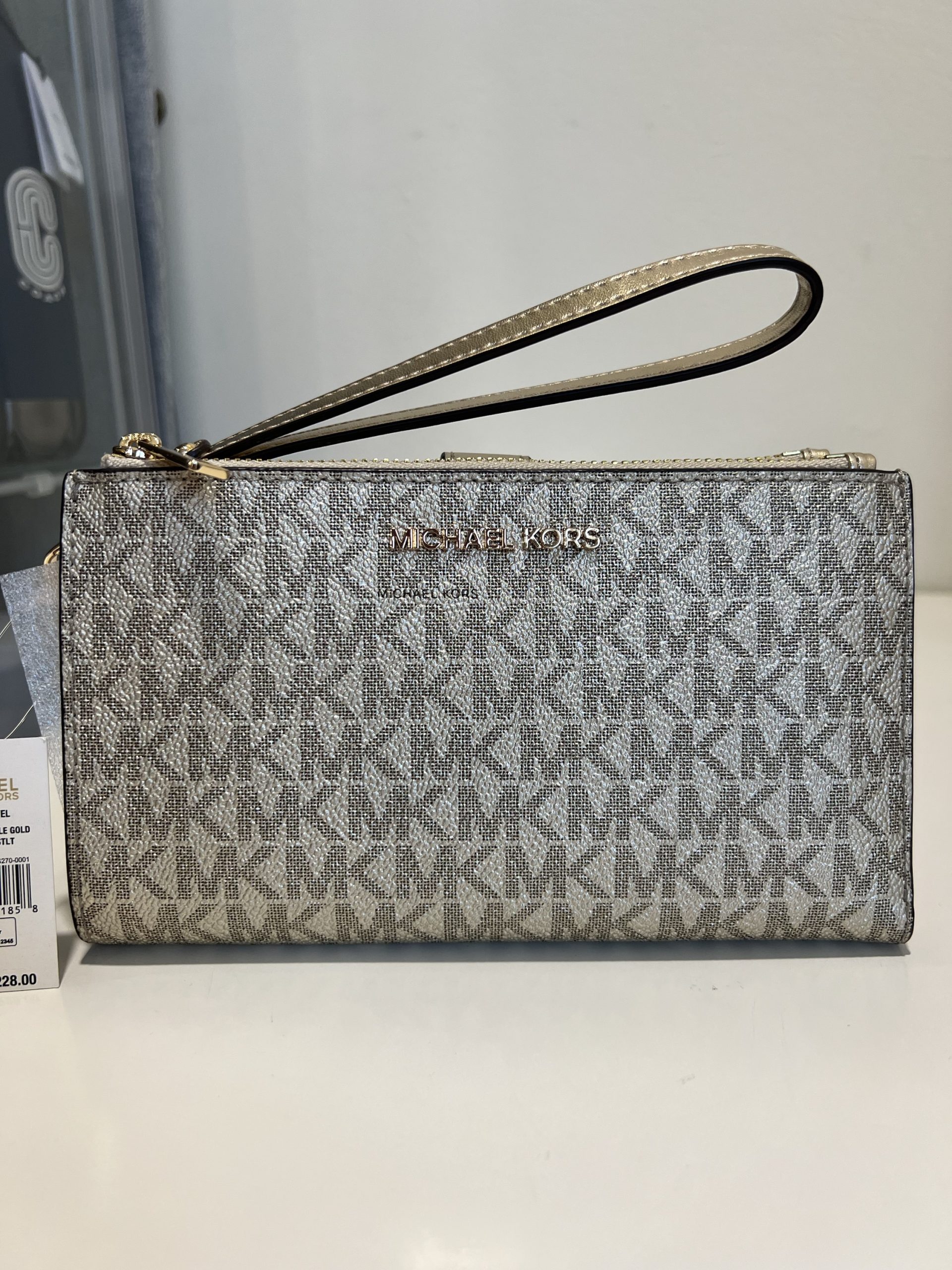 Michael Kors JST Large Double Zip Wristlet in Signature Pale Gold –  Exclusively USA