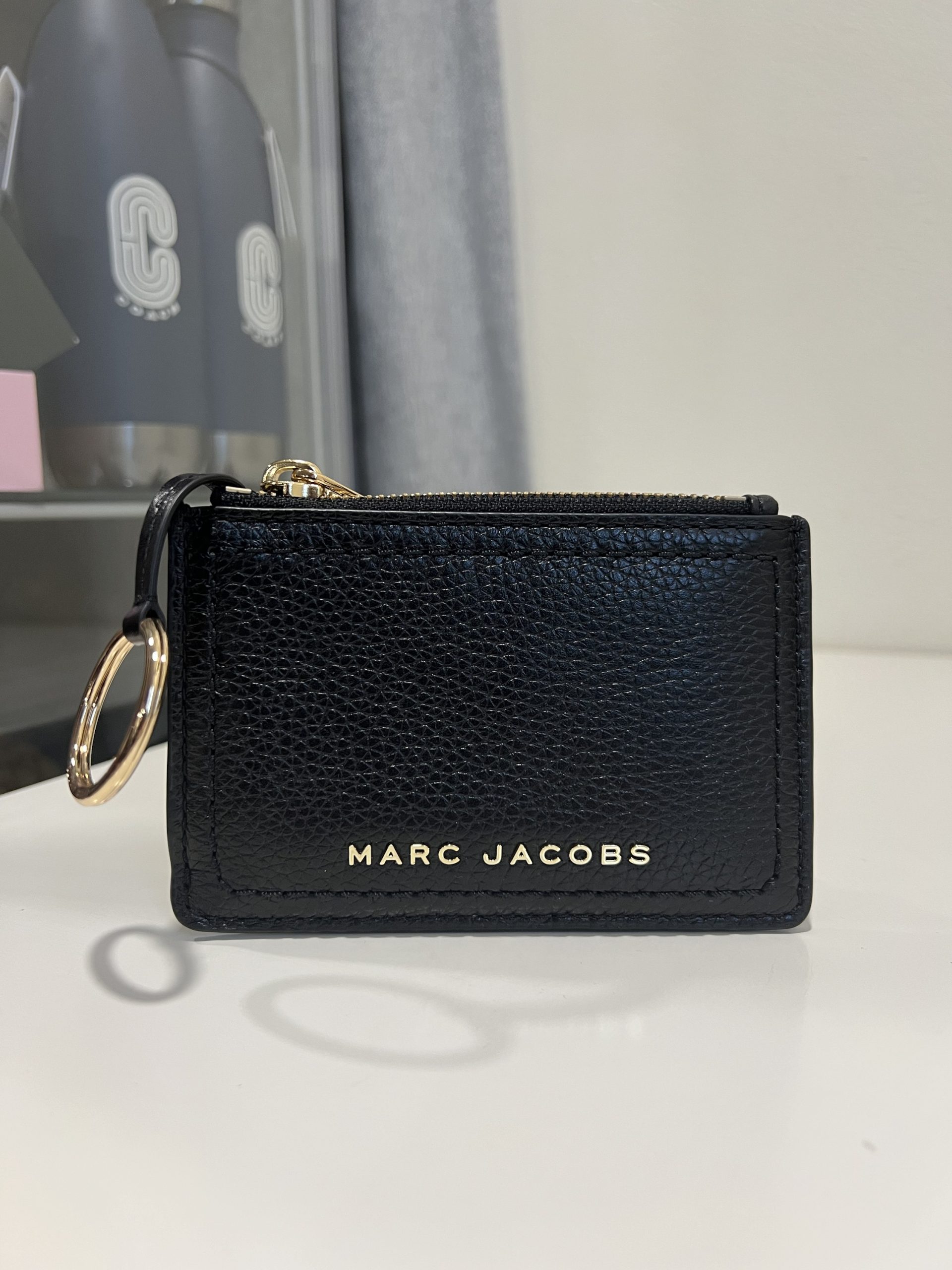 Marc Jacobs The Groove Top Zip Wallet in Black