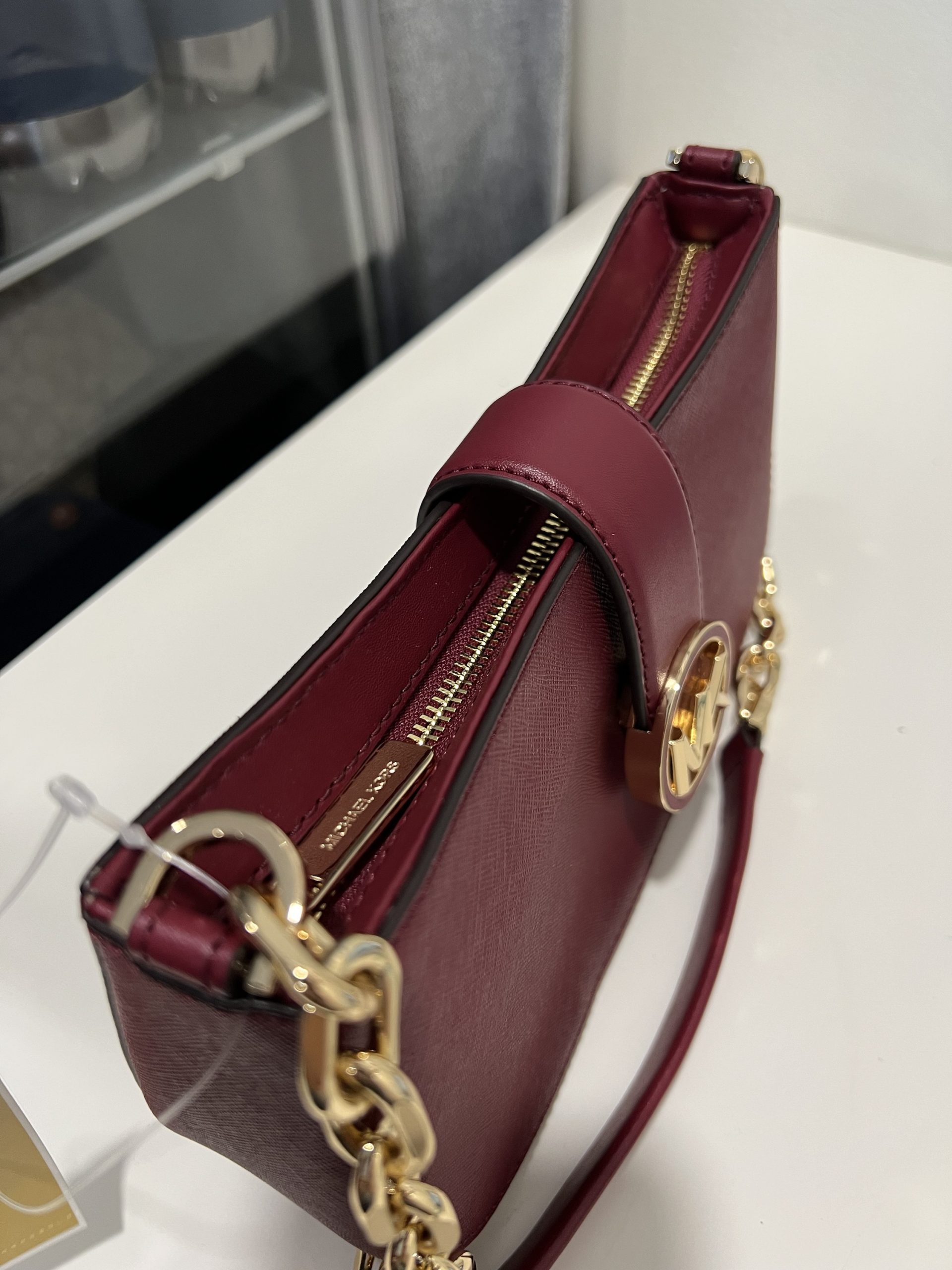 Michael Kors Carmen Small Pouchette in Mulberry – Exclusively USA