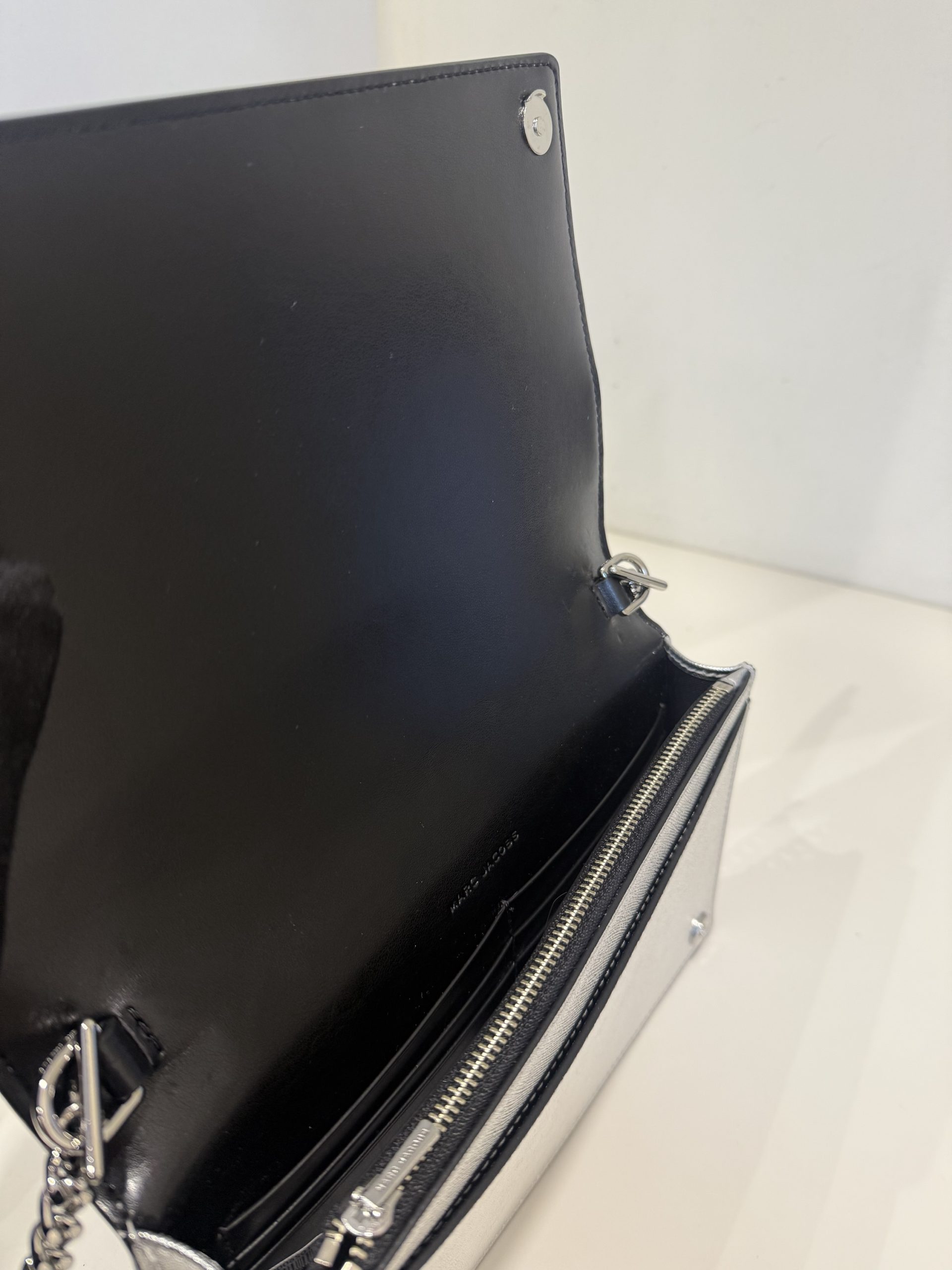 Marc Jacobs Daily Party On A Chain Crossbody Bag in Silver - Image 4