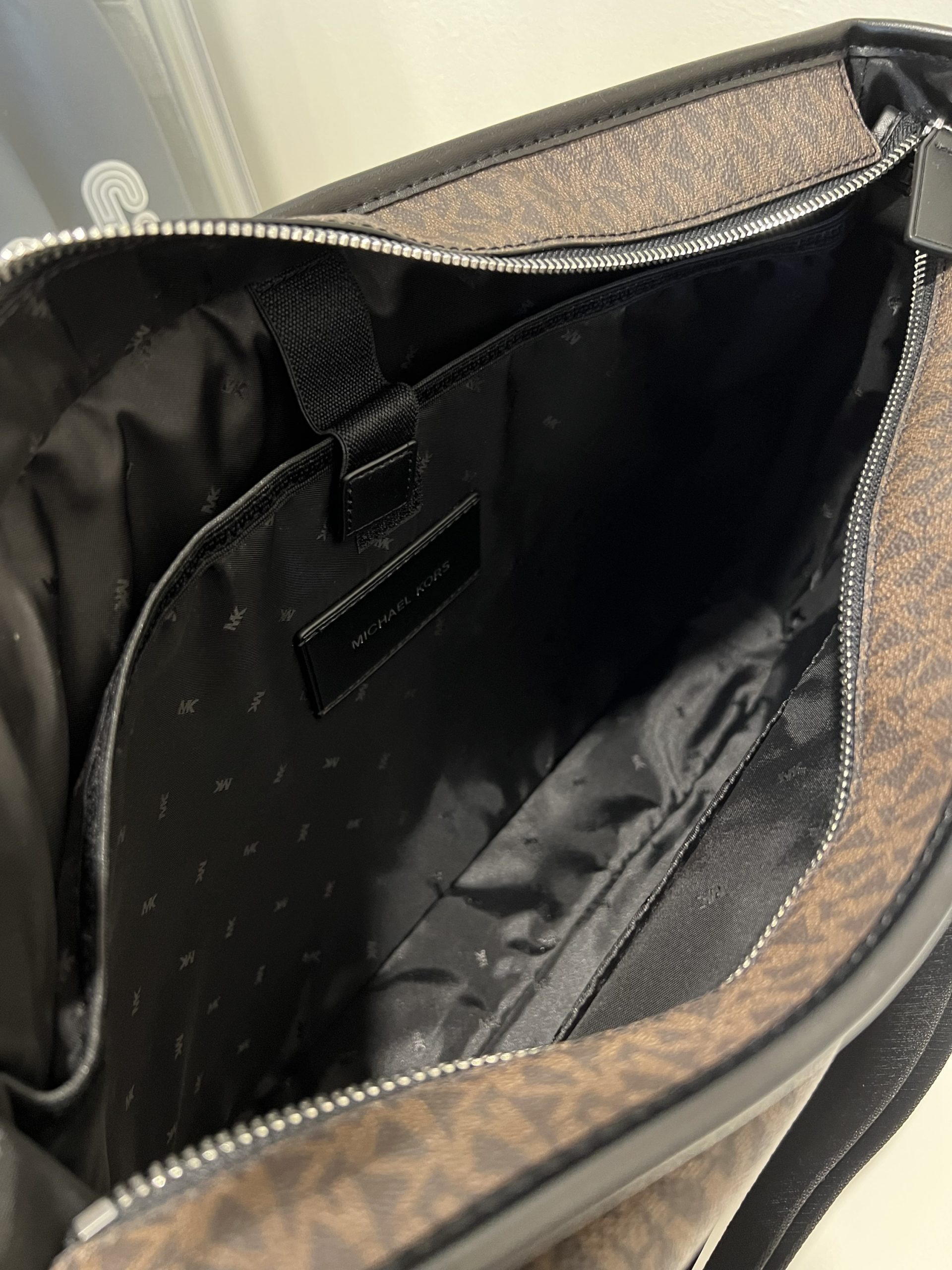 Michael Kors Cooper Utility Flap Messenger in Signature Brown - Image 4