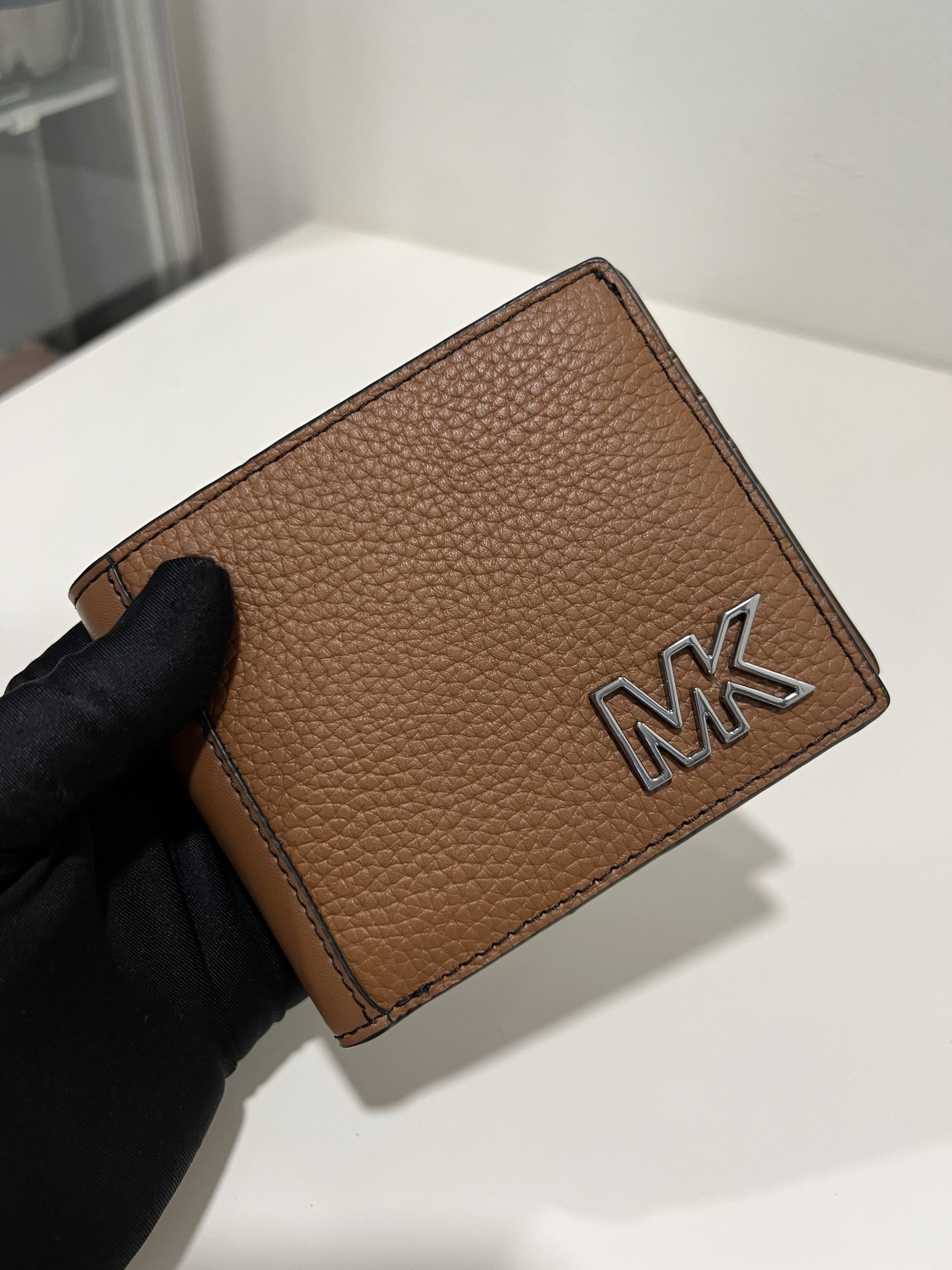 Michael Kors Cooper Billfold Wallet with Coin Pocket in Luggage - Image 2