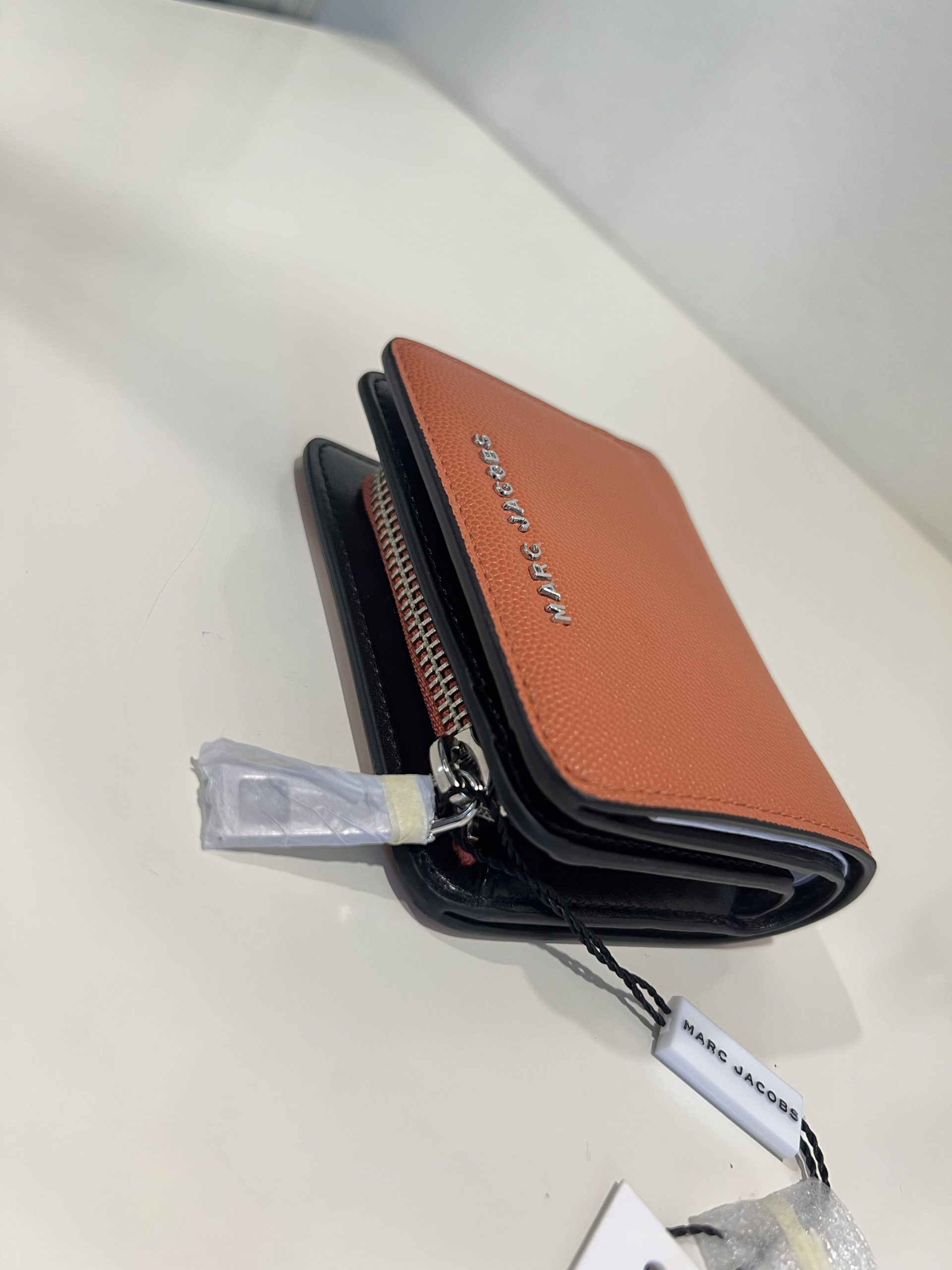 Marc Jacobs Daily Small Bifold Wallet in Mecca Orange M0016993 - Image 2