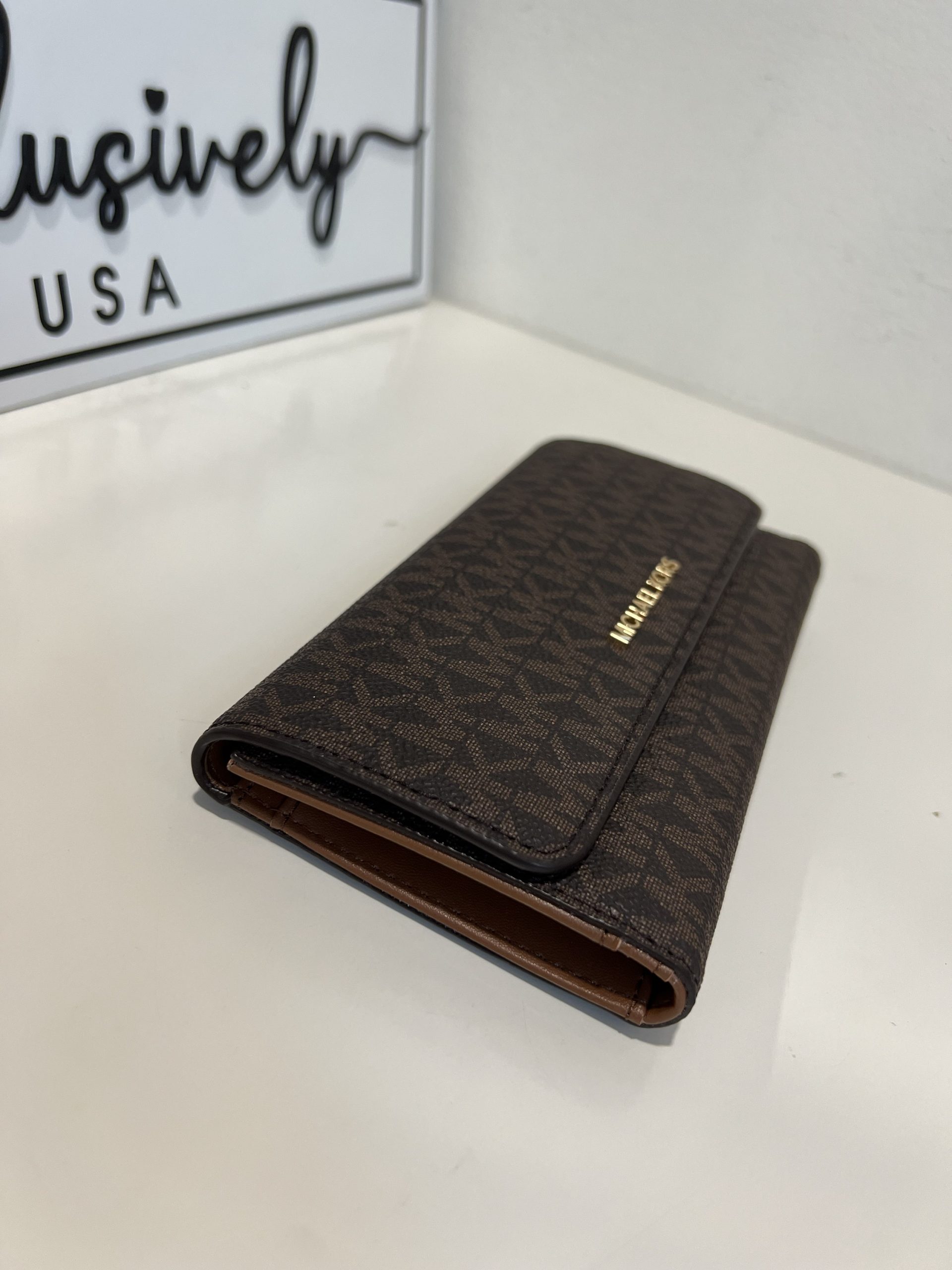 Michael Kors Jet Set Travel Large Trifold Wallet in Signature Brown - Image 2