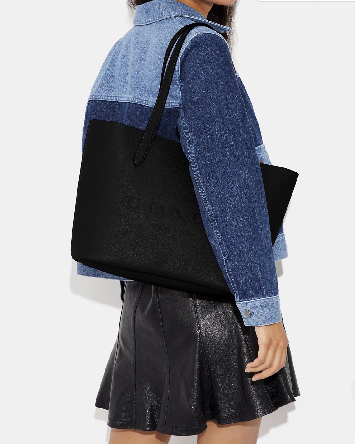 Coach Cameron Tote in Black - Image 5