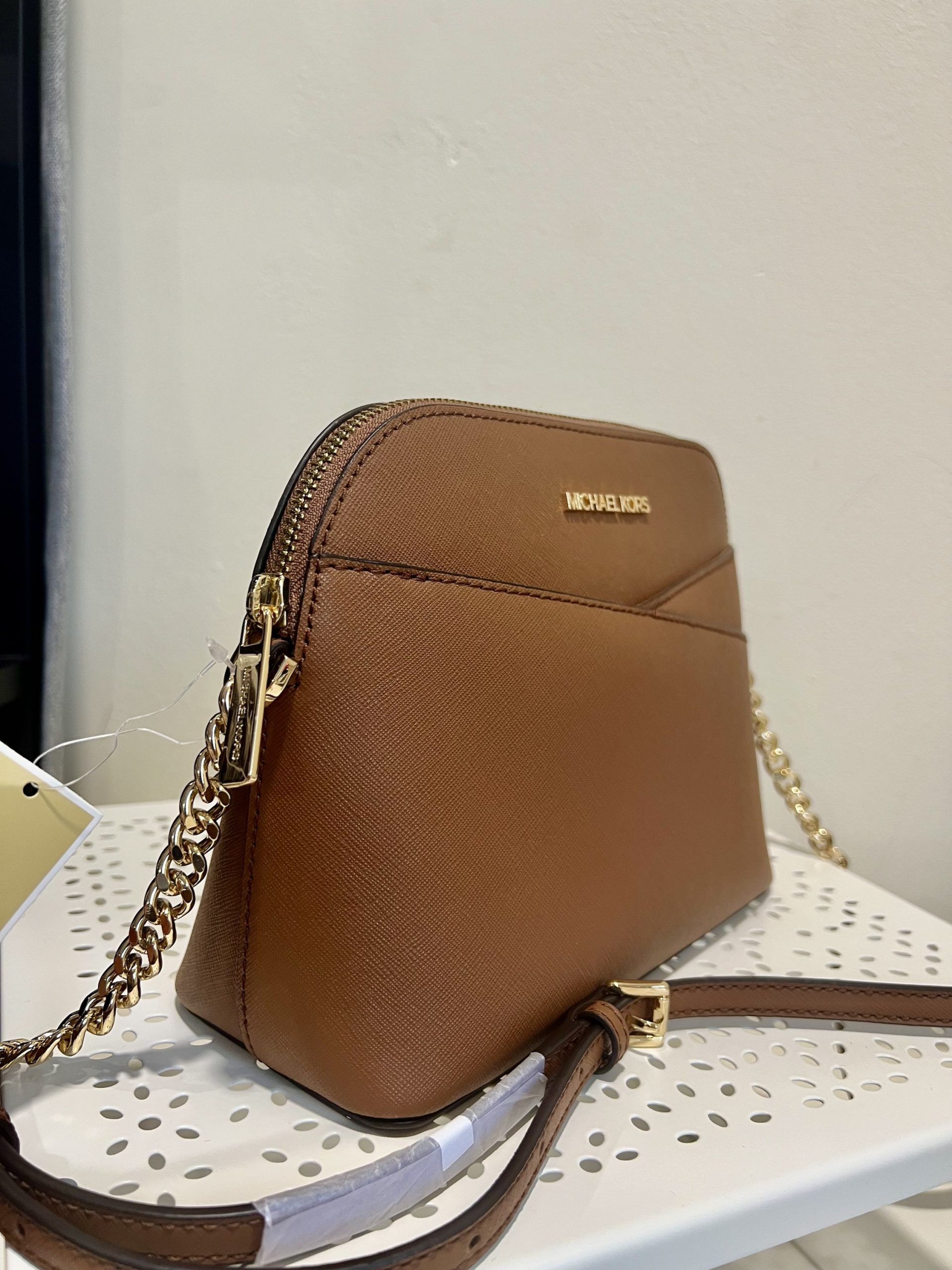 Michael Kors Jet Set Travel Medium Dome Crossbody in Luggage - Image 2