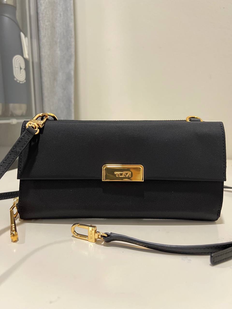 TUMI Opal Wallet Crossbody in Black