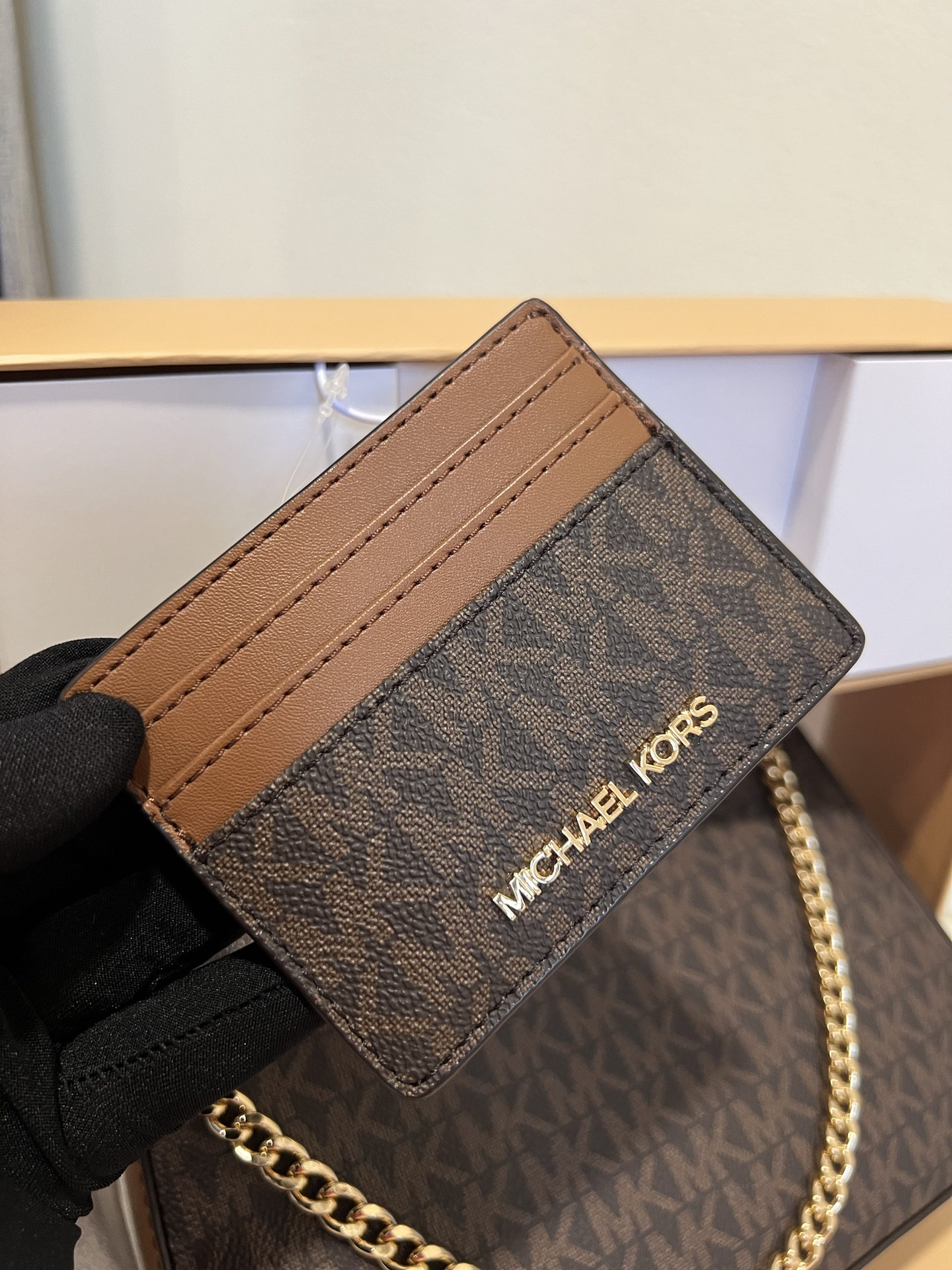 Michael Kors Giftables Boxed Items Jet Set Travel Medium Pouchette