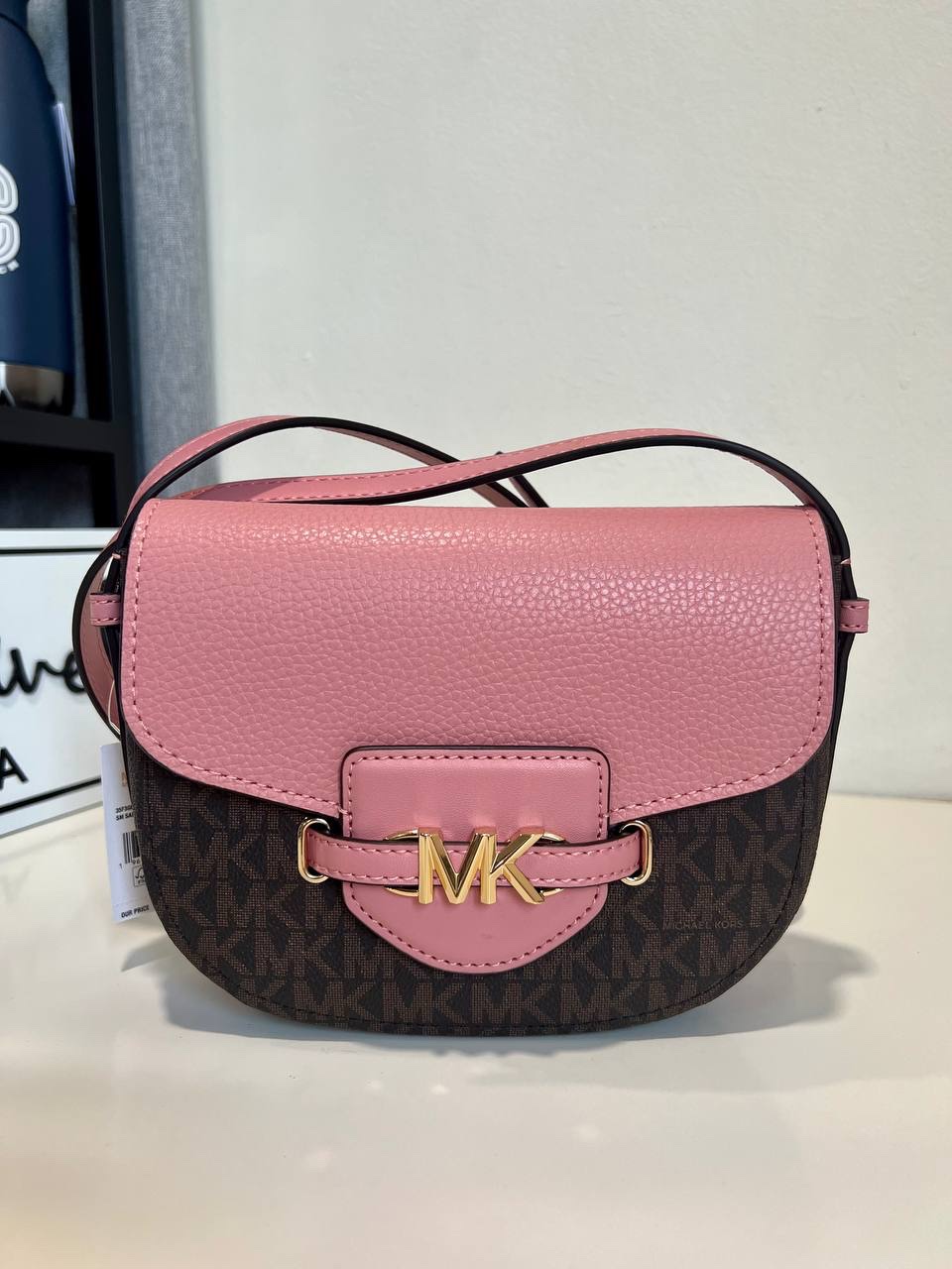 Michael Kors Reed Small Saddle Crossbody in Signature Brown / Primrose
