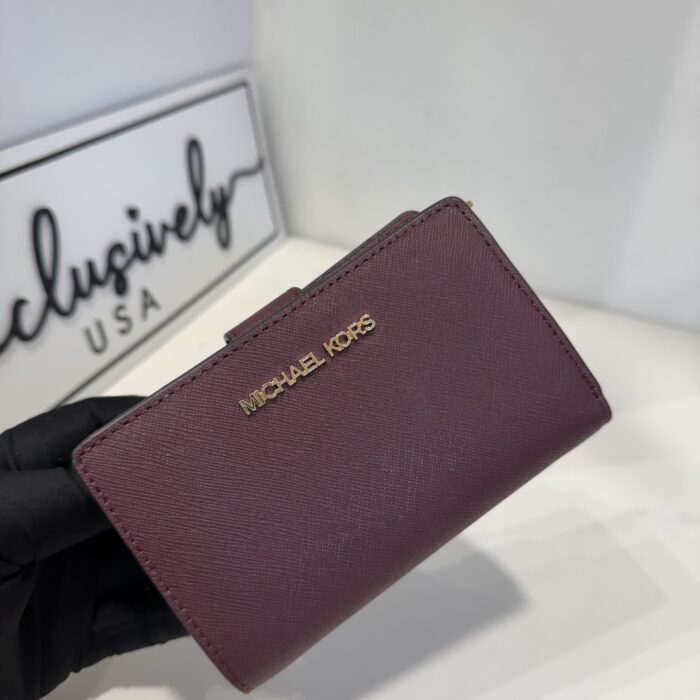 Michael Kors Jet Set Travel Medium Wallet in Oxblood