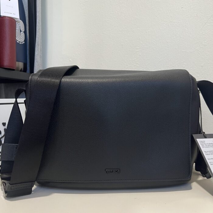 Tumi Gwen Flap Crossbody in Black