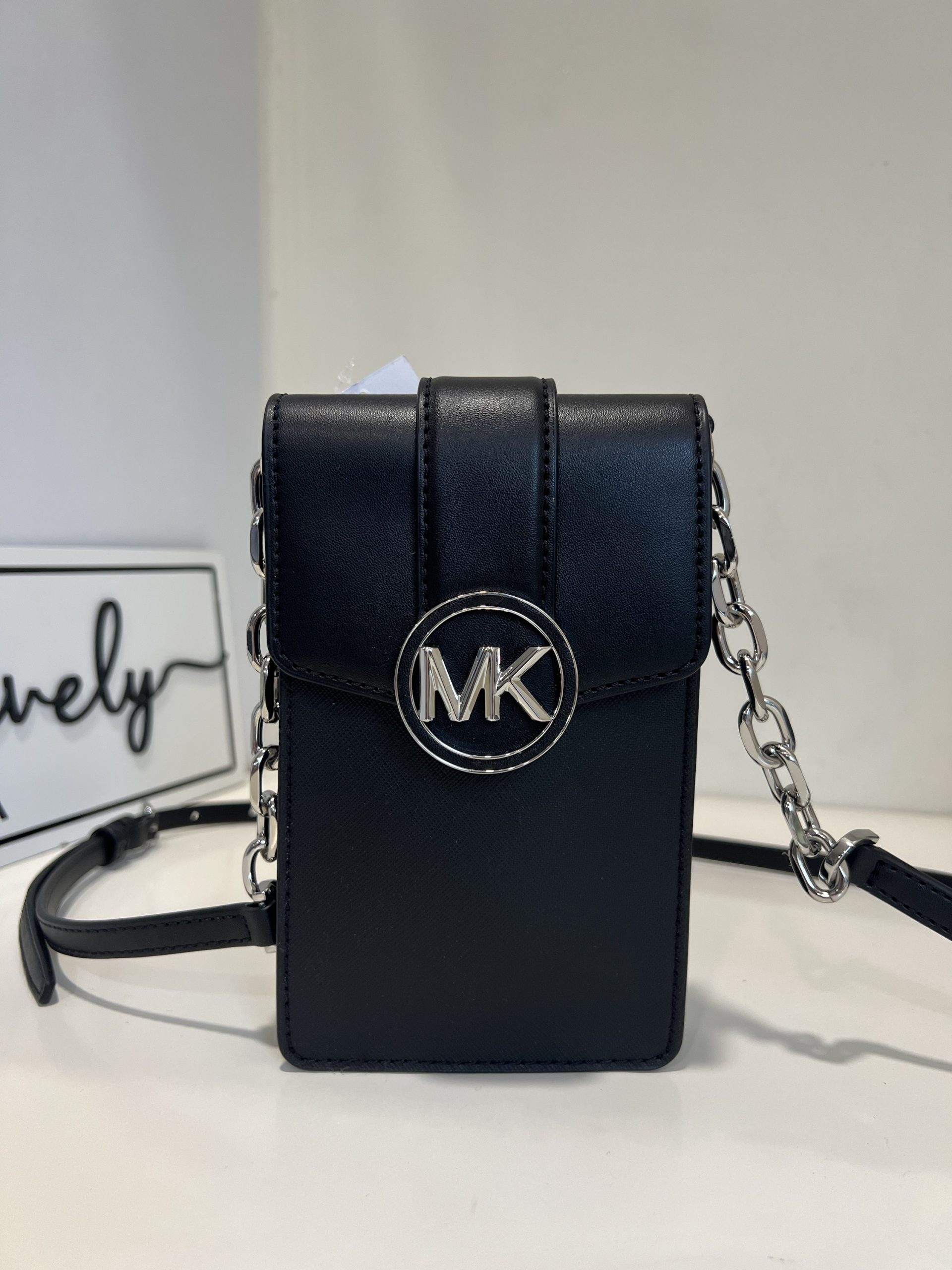 Michael Kors Carmen SM NS Phone Crossbody in Black