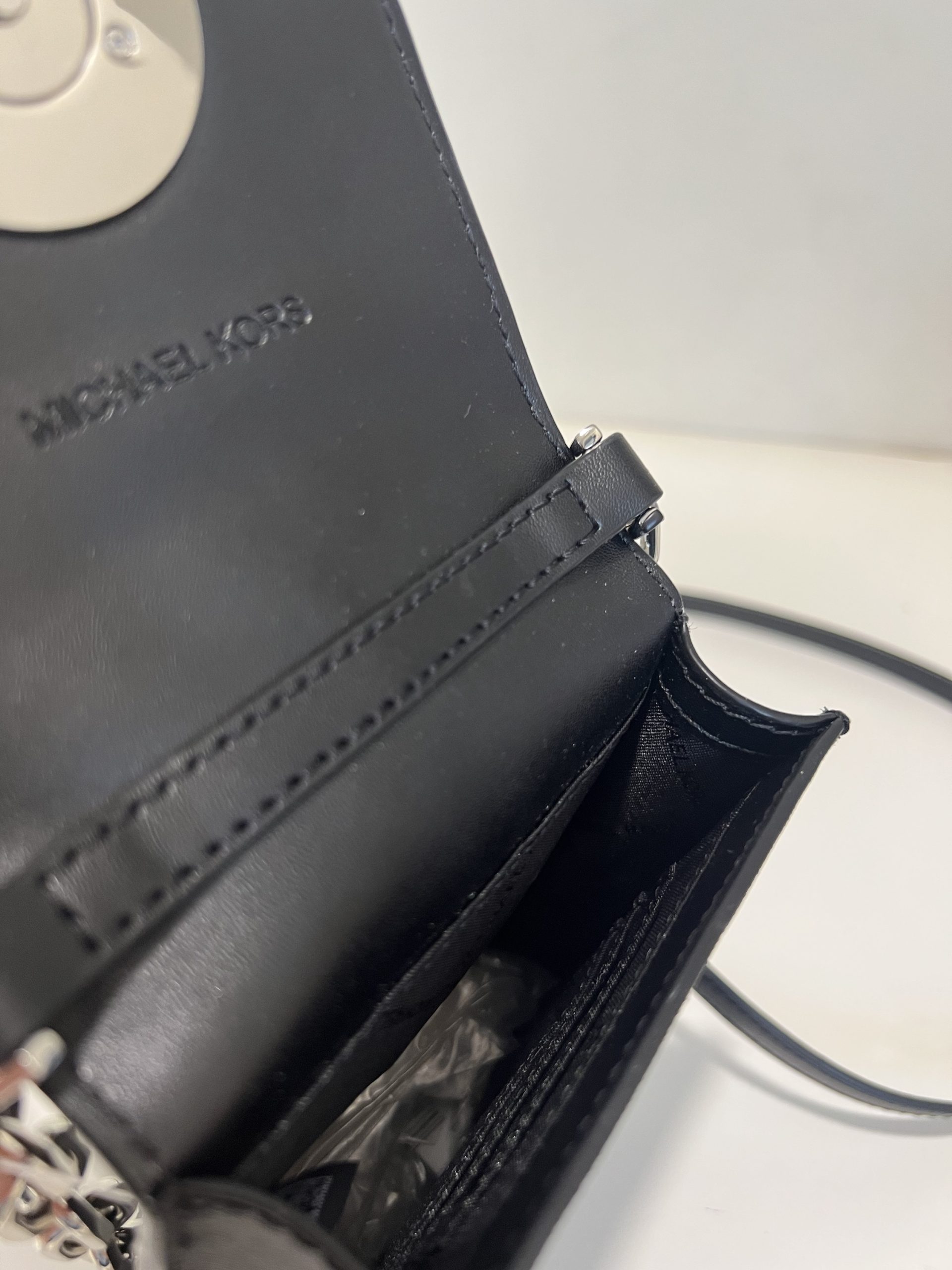 Michael Kors Carmen SM NS Phone Crossbody in Black - Image 3