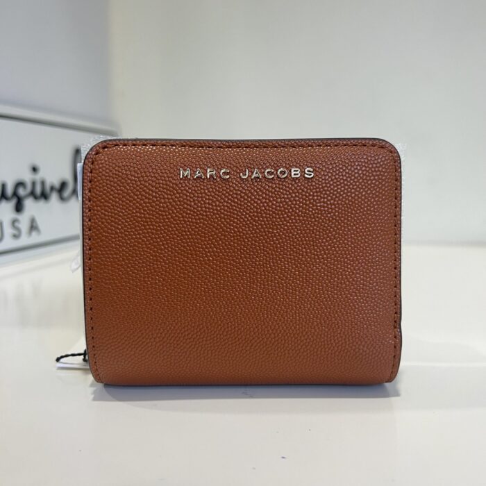 Marc Jacobs Daily Small Bifold Wallet in Smoked Almond