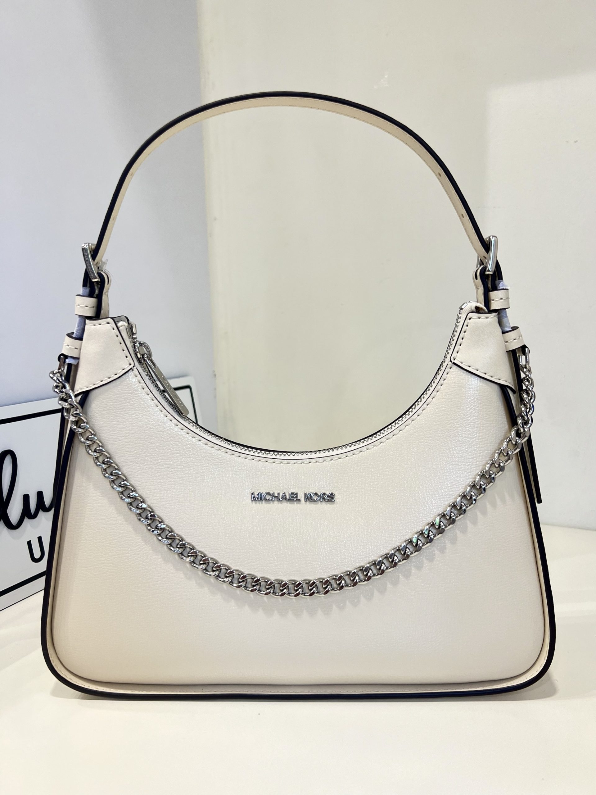 Michael Kors Off White Leather Cut Out Flap Shoulder hotsell Bag