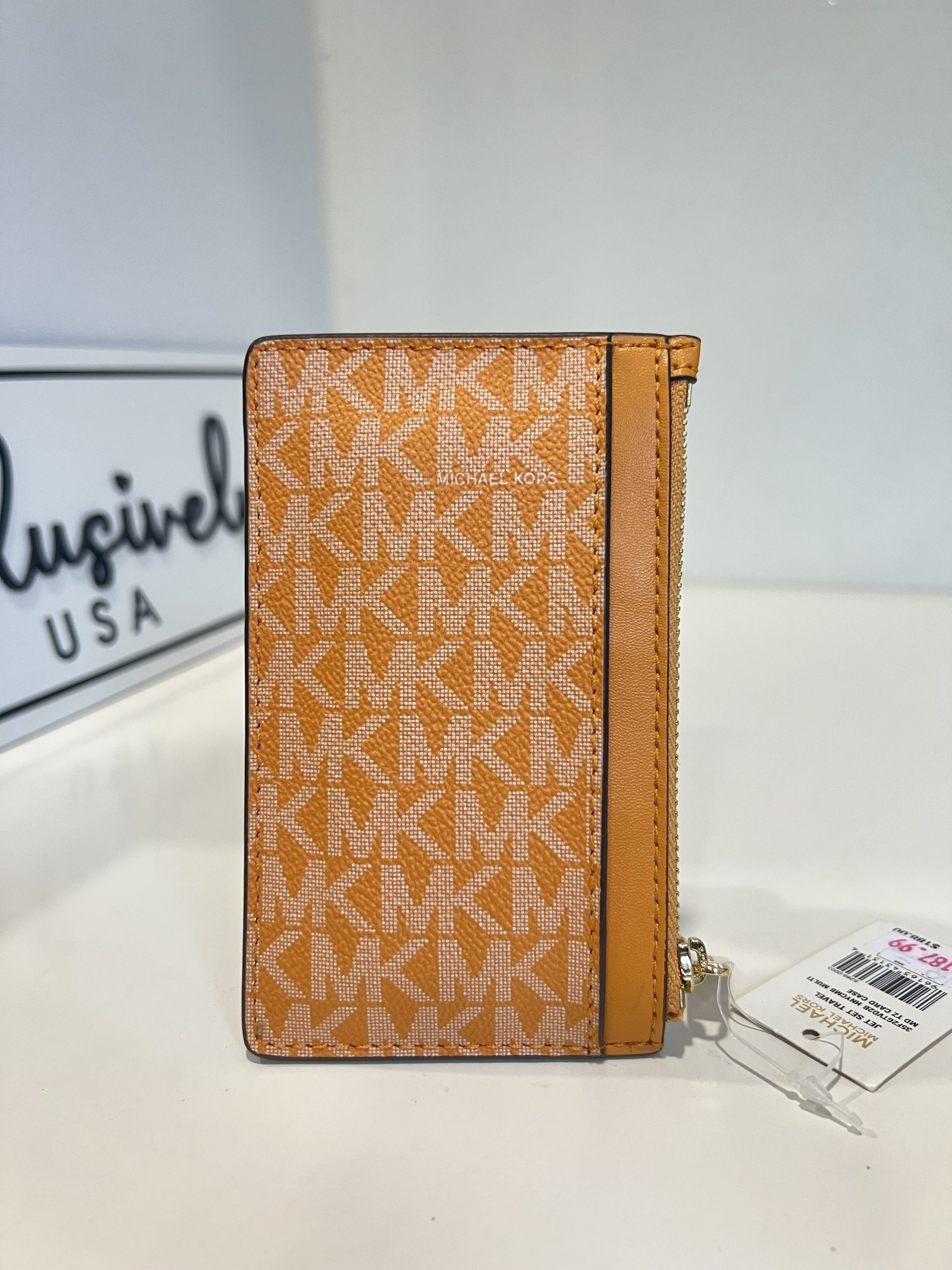 Michael Kors Jet Set Travel Medium TZ Card Case in Signature Honeycomb Multi - Image 3