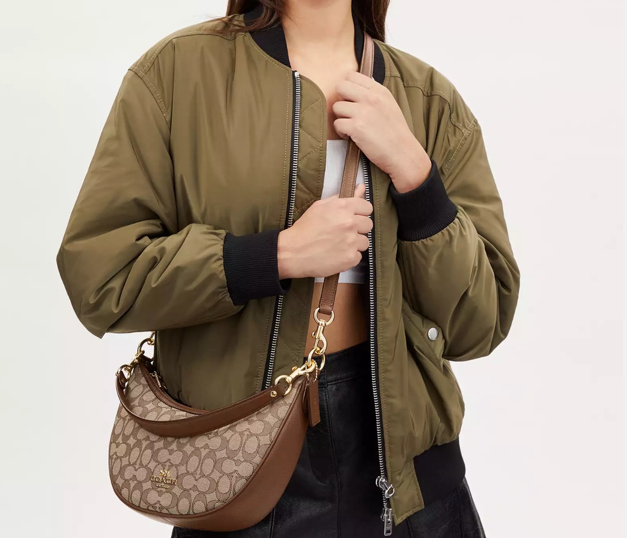 Coach Aria Shoulder Bag In Signature Jacquard - Image 4