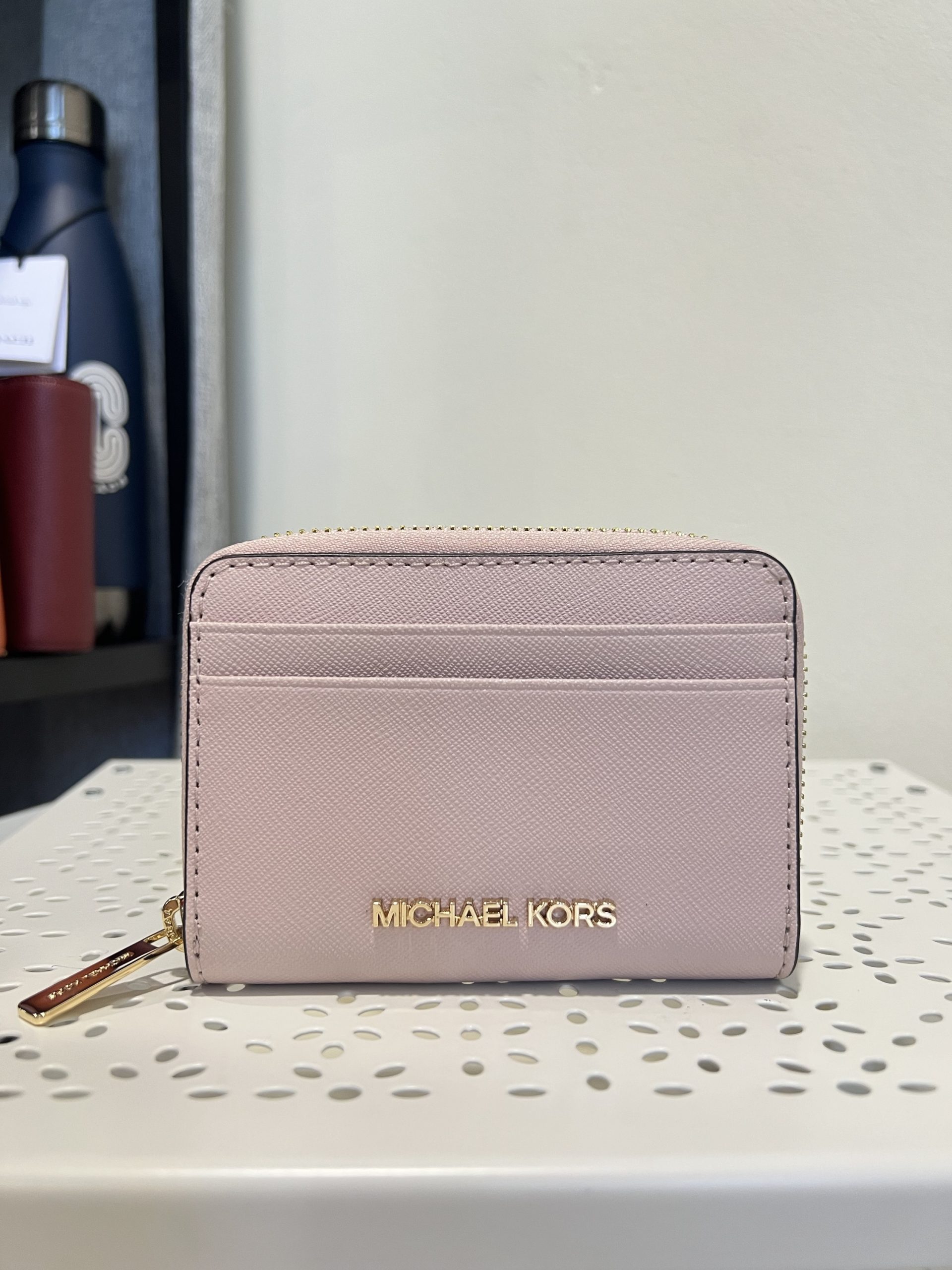 Michael Kors Jet Set Travel Medium Zip Around Card Case in Powder Blush