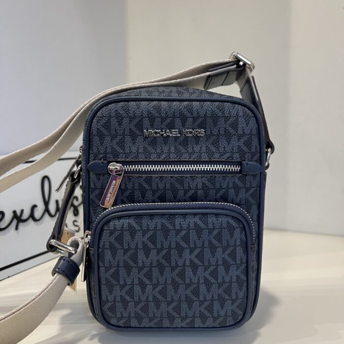 Michael Kors Jet Set Item Medium NS Pocket Crossbody in Signature Admiral