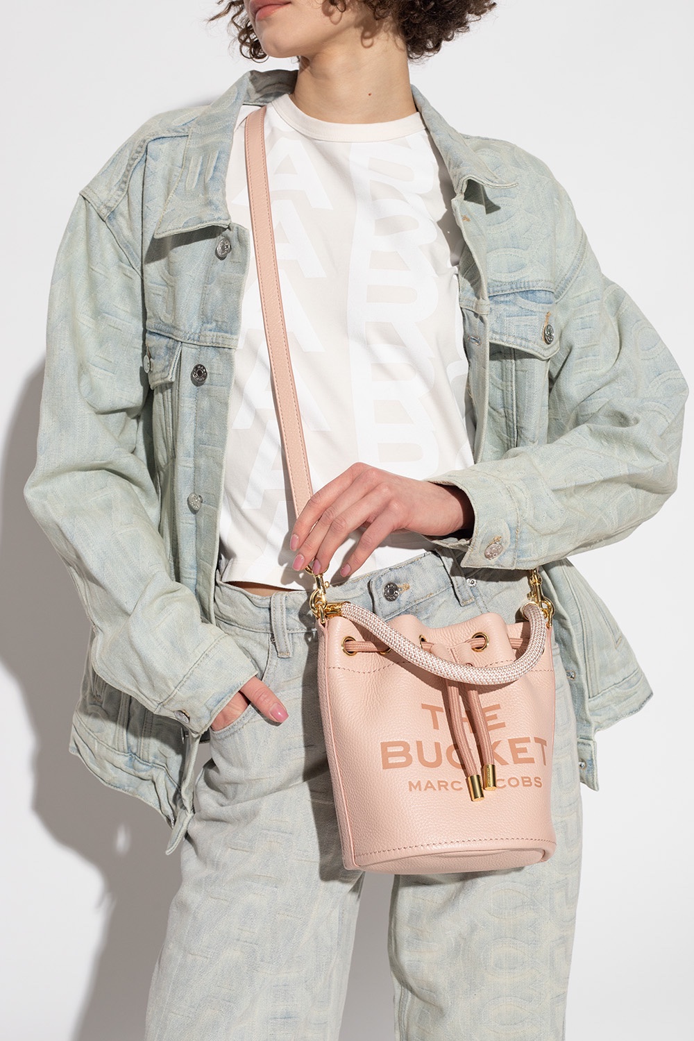 Marc Jacobs The Leather Bucket Bag in Rose (Retail Collection) - Image 6