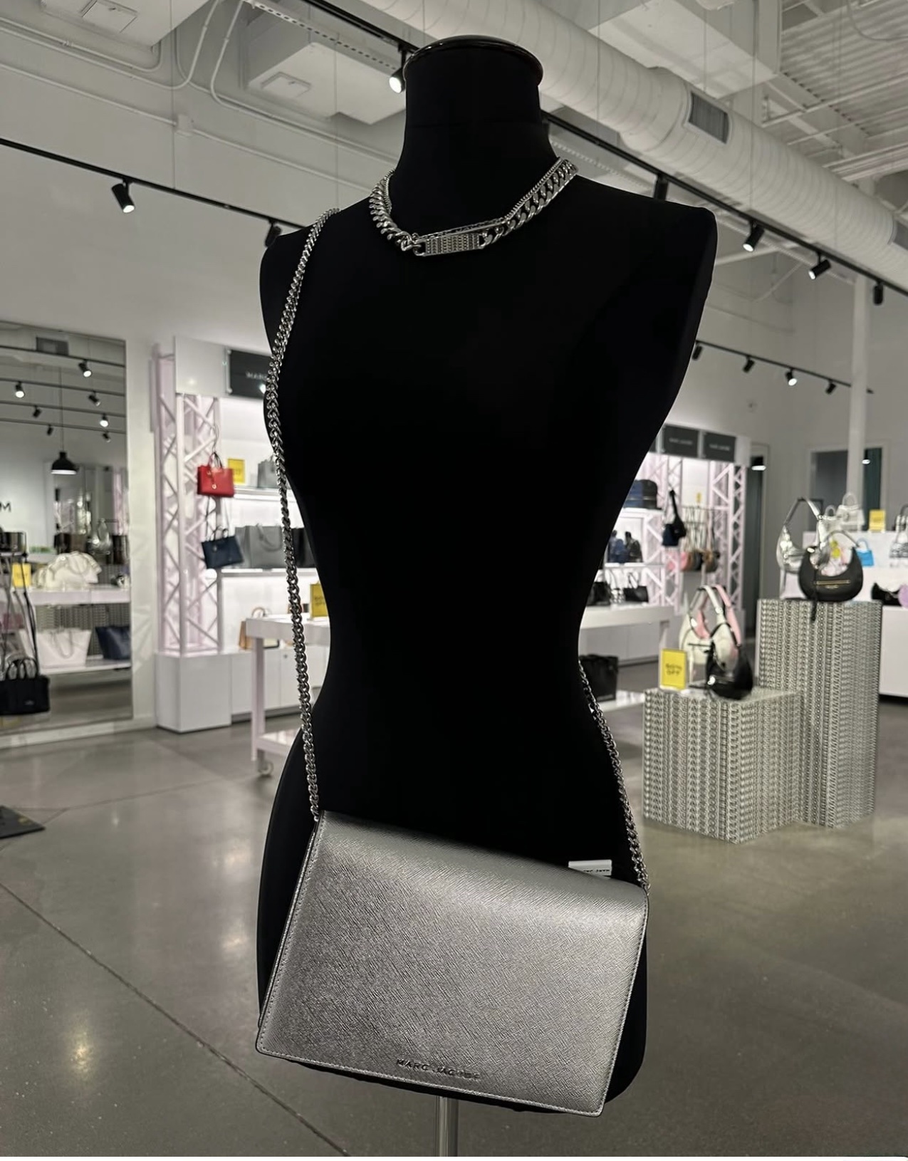 Marc Jacobs Daily Party On A Chain Crossbody Bag in Silver - Image 6