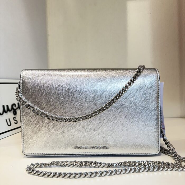 Marc Jacobs Daily Party On A Chain Crossbody Bag in Silver