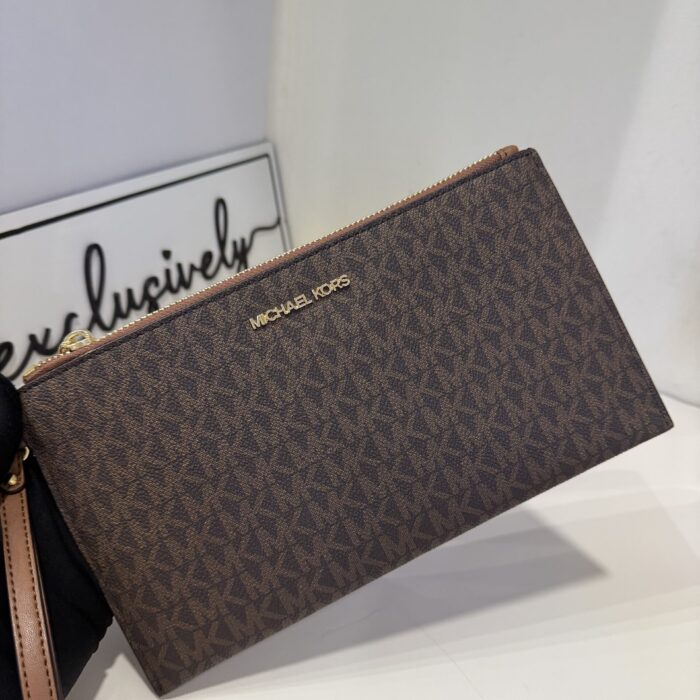 Michael Kors Jet Set Travel Large Wristlet In Signature Brown