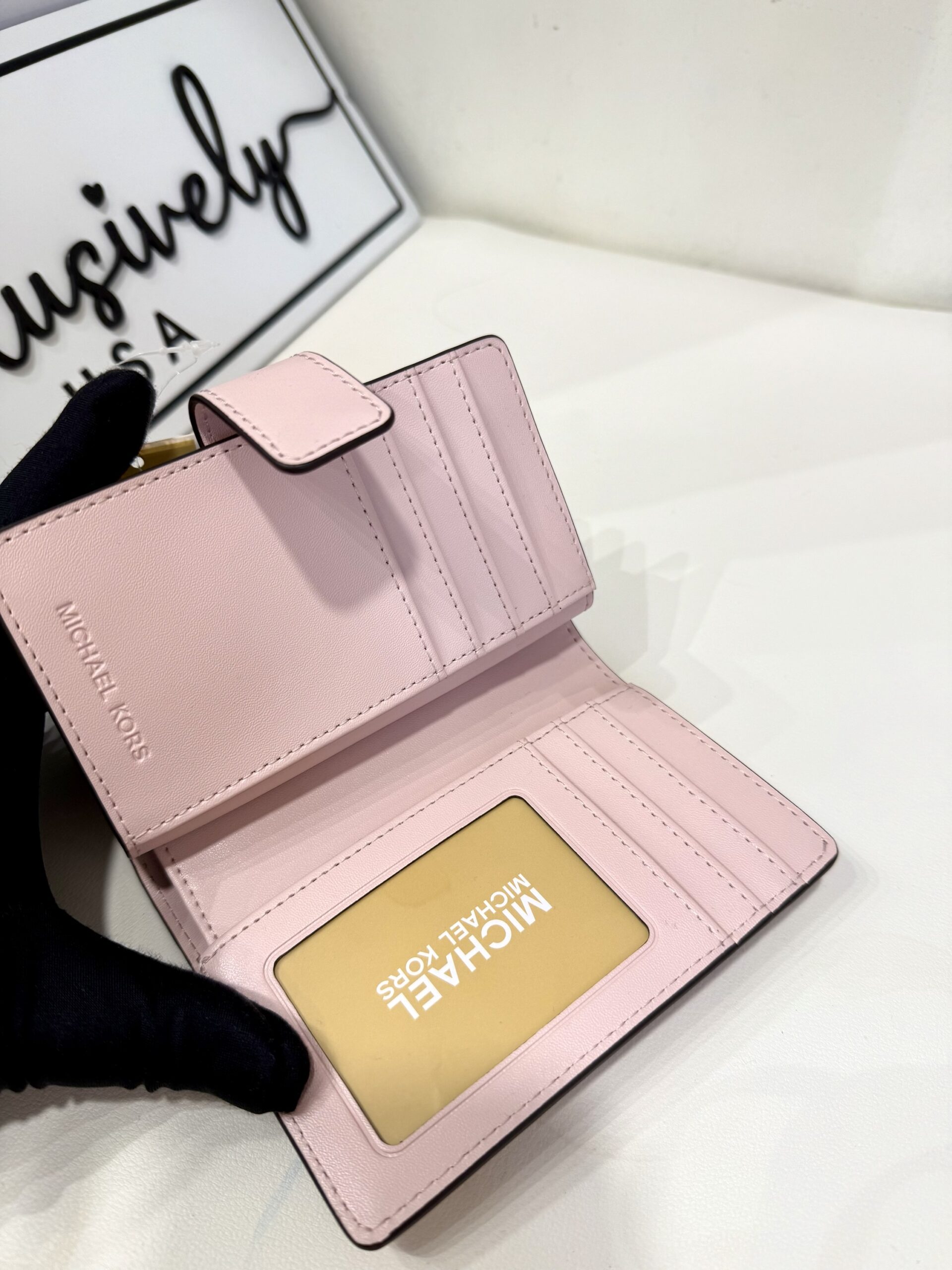 Michael Kors Jet Set Travel Medium Floral Print Bifold Wallet in Powder Blush - Image 3