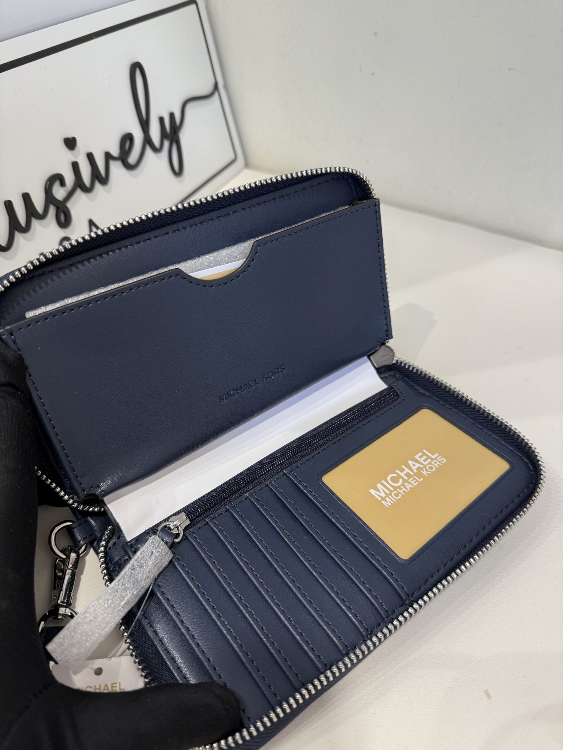 Michael Kors Jet Set Travel Large Striped Logo Jacquard Smartphone Wristlet in Navy - Image 3