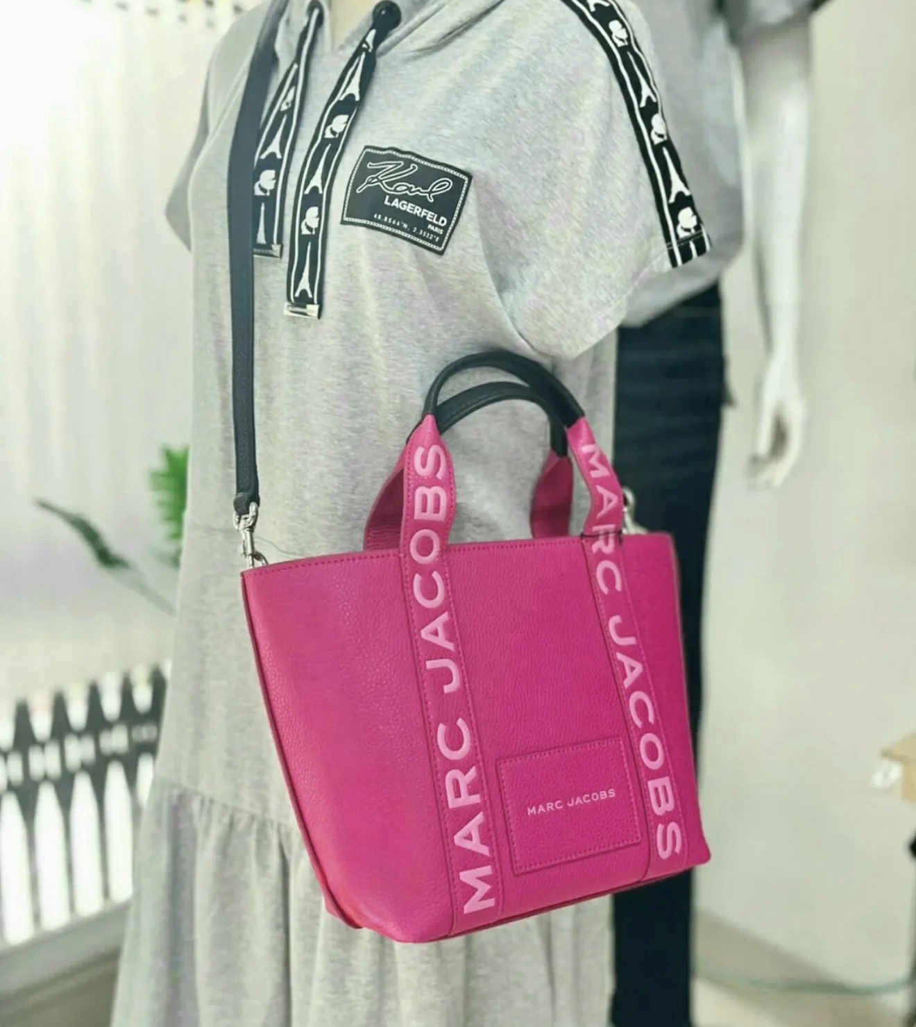 Marc Jacobs Small Leather Tote in Hot Pink - Image 6