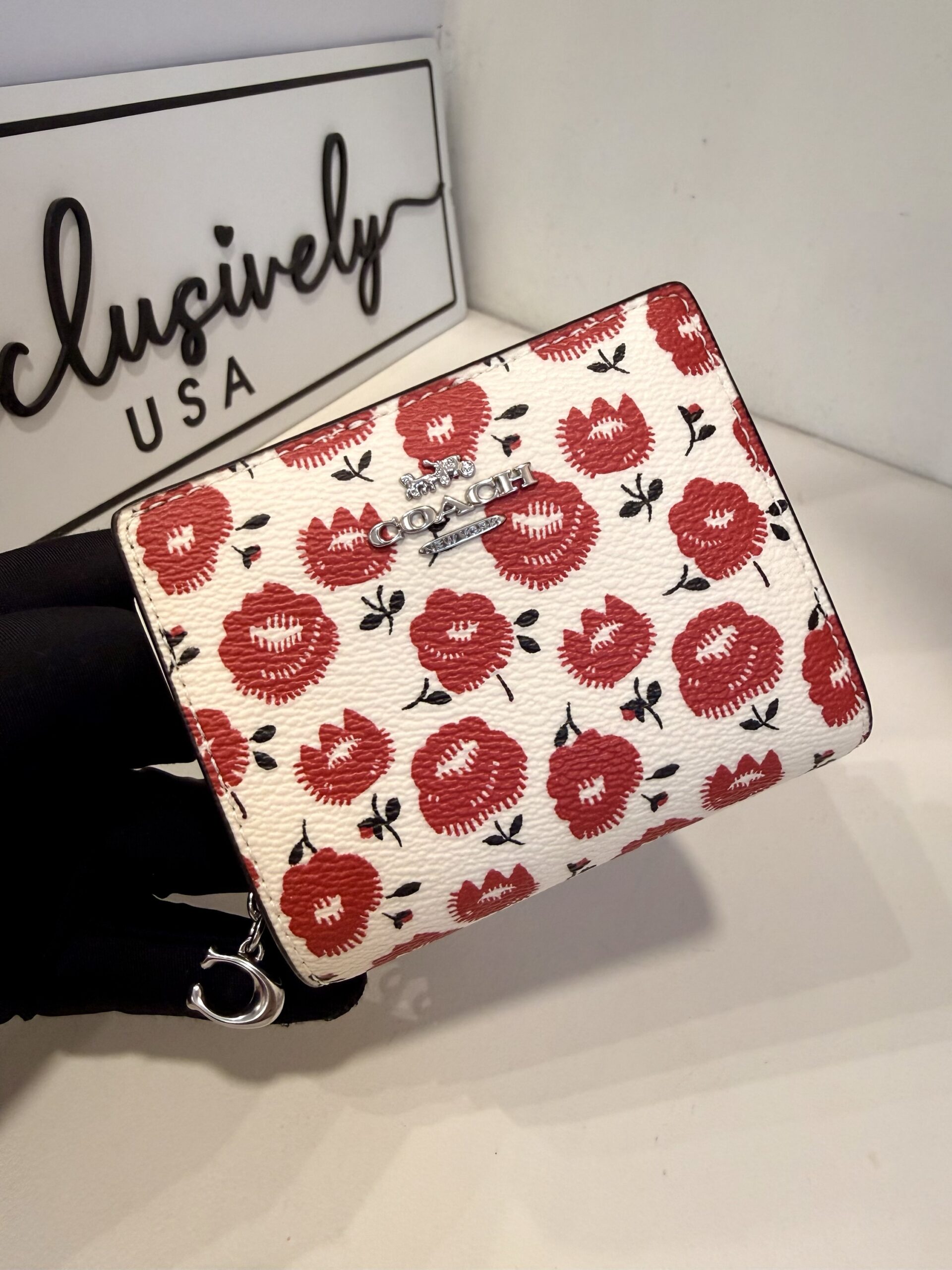 Coach Snap Wallet With Floral Print In Chalk Black Multi